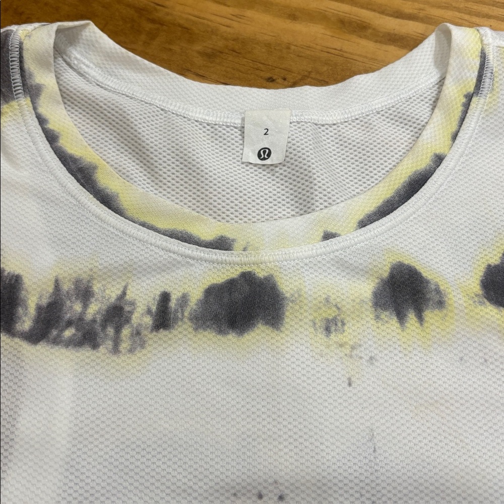 Lululemon Align Waist-Length Racerback Tank Size 2 Tie-Dye Pattern - Picture 2 of 3